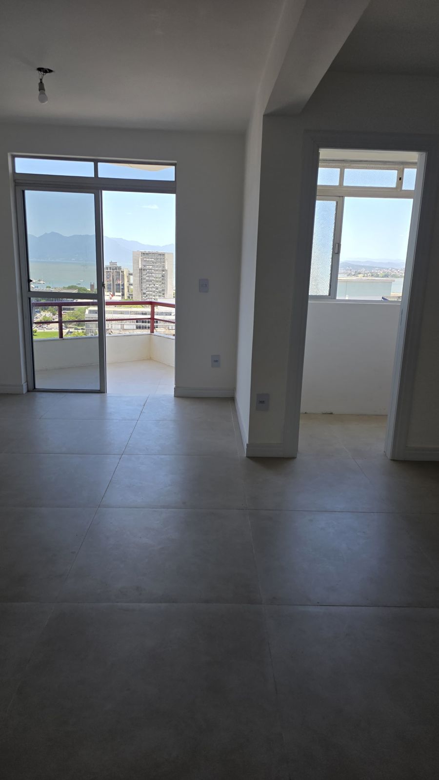 Apartamento - Venda - Centro - Florian�polis - SC