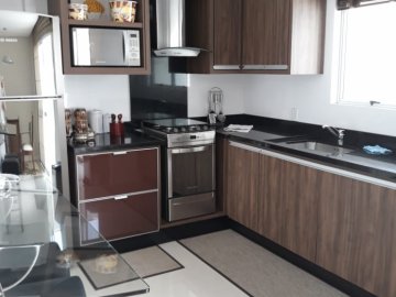 Excelente Cobertura c/ terra�o e piscina 03 dorms c/ Su�te